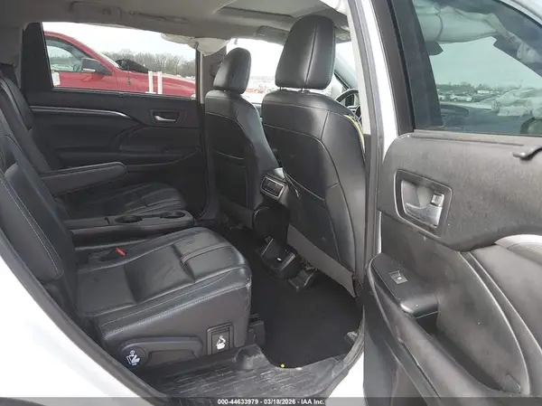 5TDJZRFH2HS509396 2017 TOYOTA HIGHLANDER - Image 8