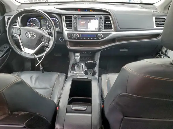 5TDJZRFH2HS512458 2017 TOYOTA HIGHLANDER - Image 8