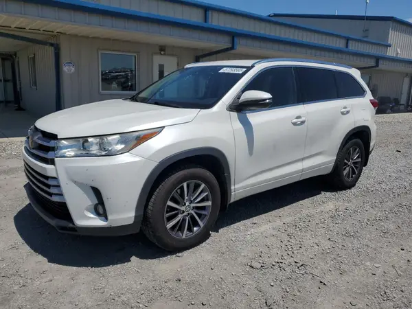 5TDJZRFH2HS514016 2017 TOYOTA HIGHLANDER - Image 1
