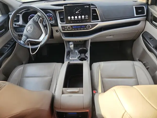 5TDJZRFH2HS515859 2017 TOYOTA HIGHLANDER - Image 8