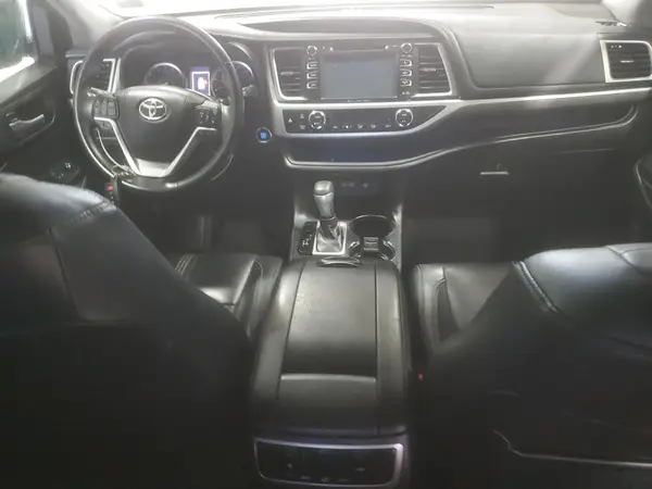 5TDJZRFH2HS517367 2017 TOYOTA HIGHLANDER - Image 8