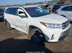 5TDJZRFH2HS520382 2017 TOYOTA HIGHLANDER