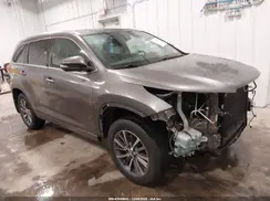 5TDJZRFH2JS528116 2018 TOYOTA HIGHLANDER