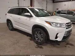 5TDJZRFH2JS530139 2018 TOYOTA HIGHLANDER