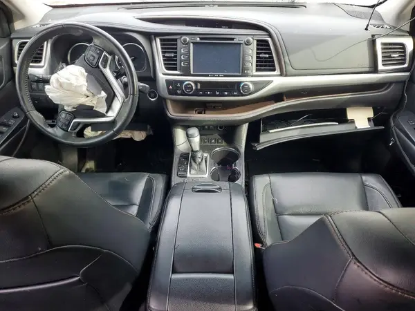 5TDJZRFH2JS537186 2018 TOYOTA HIGHLANDER - Image 8