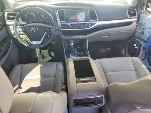 5TDJZRFH2JS539181 2018 TOYOTA HIGHLANDER - Image 8