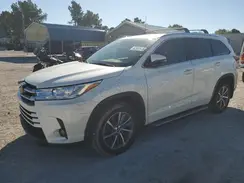 5TDJZRFH2JS541643 2018 TOYOTA HIGHLANDER