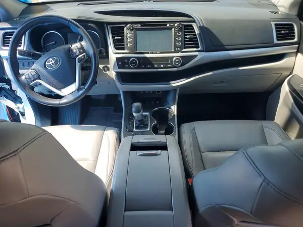 5TDJZRFH2JS541951 2018 TOYOTA HIGHLANDER - Image 8