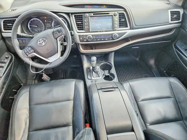 5TDJZRFH2JS543117 2018 TOYOTA HIGHLANDER - Image 8
