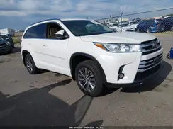 5TDJZRFH2JS550200 2018 TOYOTA HIGHLANDER