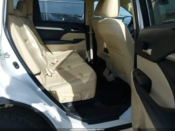 5TDJZRFH2JS550200 2018 TOYOTA HIGHLANDER - Image 8