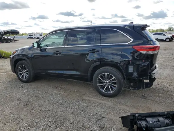 5TDJZRFH2JS553081 2018 TOYOTA HIGHLANDER - Image 2