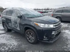 5TDJZRFH2JS554828 2018 TOYOTA HIGHLANDER