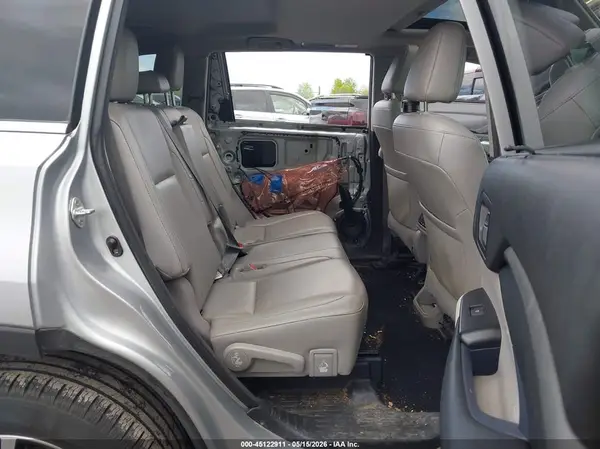 5TDJZRFH2JS808280 2018 TOYOTA HIGHLANDER - Image 8