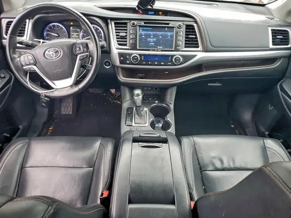 5TDJZRFH2JS818601 2018 TOYOTA HIGHLANDER - Image 8