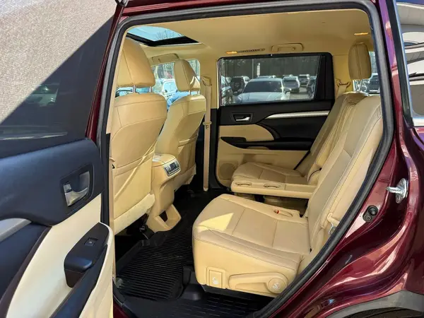 5TDJZRFH2JS823121 2018 TOYOTA HIGHLANDER - Image 8