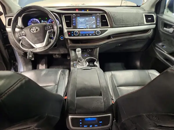 5TDJZRFH2JS828951 2018 TOYOTA HIGHLANDER - Image 8