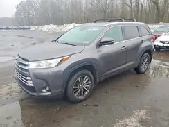5TDJZRFH2JS836922 2018 TOYOTA HIGHLANDER