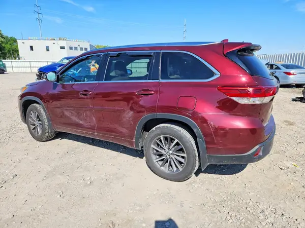 5TDJZRFH2JS851520 2018 TOYOTA HIGHLANDER - Image 2