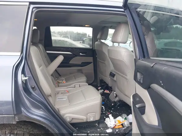 5TDJZRFH2JS867720 2018 TOYOTA HIGHLANDER - Image 8