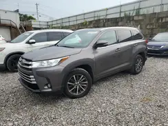 5TDJZRFH2JS869807 2018 TOYOTA HIGHLANDER