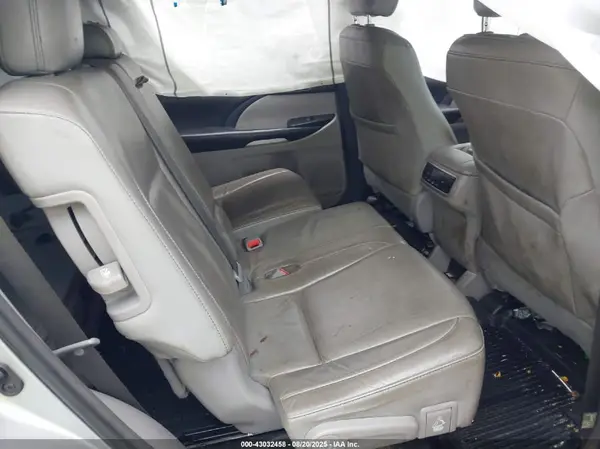 5TDJZRFH2JS872951 2018 TOYOTA HIGHLANDER - Image 8