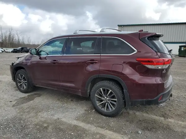 5TDJZRFH2JS877552 2018 TOYOTA HIGHLANDER - Image 2