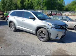 5TDJZRFH2JS888518 2018 TOYOTA HIGHLANDER