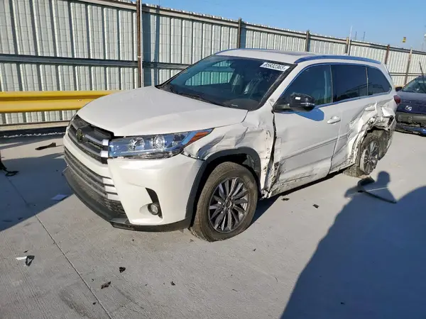 5TDJZRFH2JS892312 2018 TOYOTA HIGHLANDER - Image 1