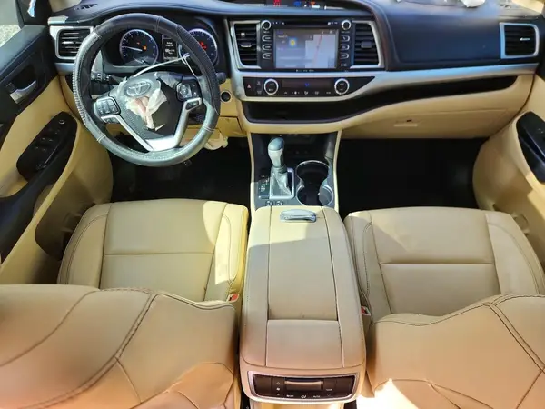 5TDJZRFH2JS902997 2018 TOYOTA HIGHLANDER - Image 8