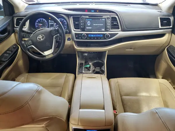 5TDJZRFH2JS903129 2018 TOYOTA HIGHLANDER - Image 8