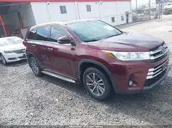 5TDJZRFH2JS908329 2018 TOYOTA HIGHLANDER