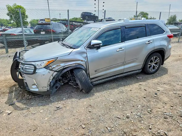 5TDJZRFH2JS914440 2018 TOYOTA HIGHLANDER - Image 1