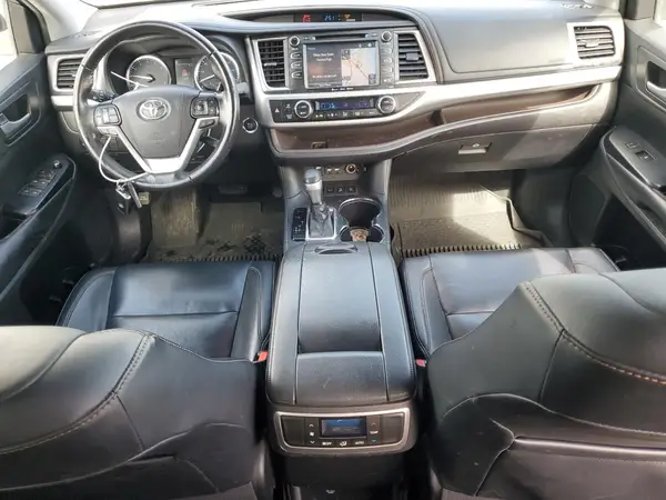 5TDJZRFH2KS566169 2019 TOYOTA HIGHLANDER - Image 8