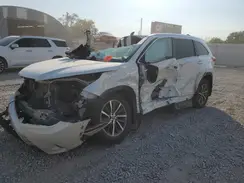 5TDJZRFH2KS567323 2019 TOYOTA HIGHLANDER