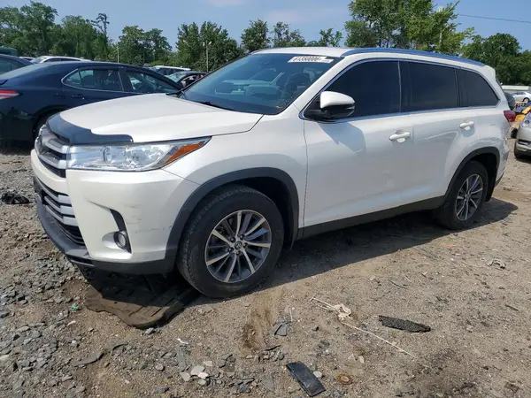 5TDJZRFH2KS570092 2019 TOYOTA HIGHLANDER - Image 1