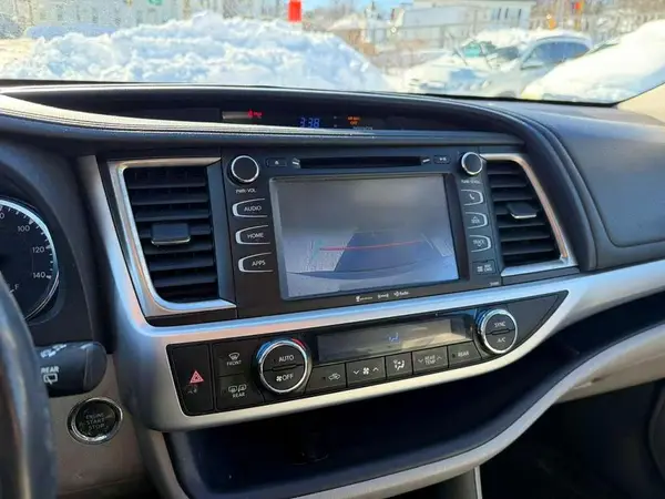 5TDJZRFH2KS579164 2019 TOYOTA HIGHLANDER - Image 8