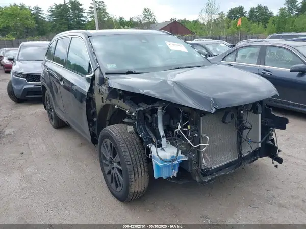 5TDJZRFH2KS580363 2019 TOYOTA HIGHLANDER - Image 1