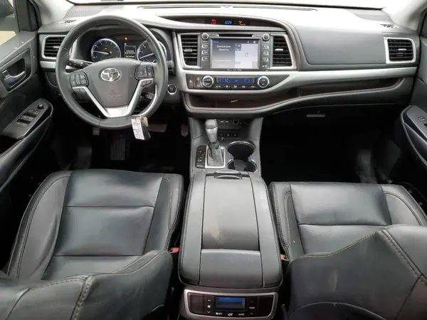 5TDJZRFH2KS581030 2019 TOYOTA HIGHLANDER - Image 8