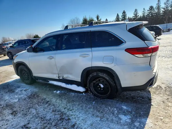 5TDJZRFH2KS583165 2019 TOYOTA HIGHLANDER - Image 2
