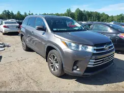 5TDJZRFH2KS592318 2019 TOYOTA HIGHLANDER