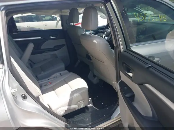 5TDJZRFH2KS598166 2019 TOYOTA HIGHLANDER - Image 8