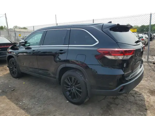 5TDJZRFH2KS599219 2019 TOYOTA HIGHLANDER - Image 2