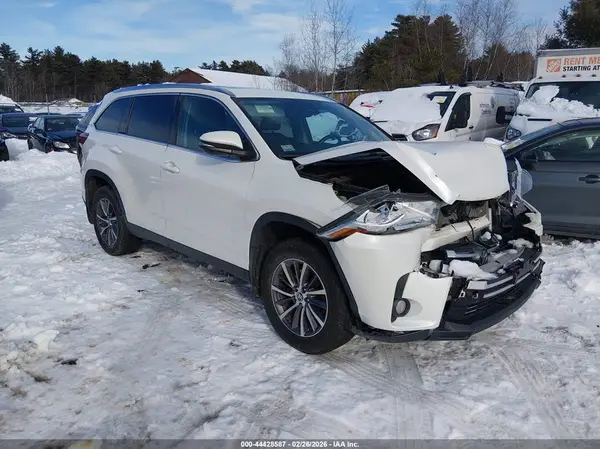 5TDJZRFH2KS604547 2019 TOYOTA HIGHLANDER - Image 1