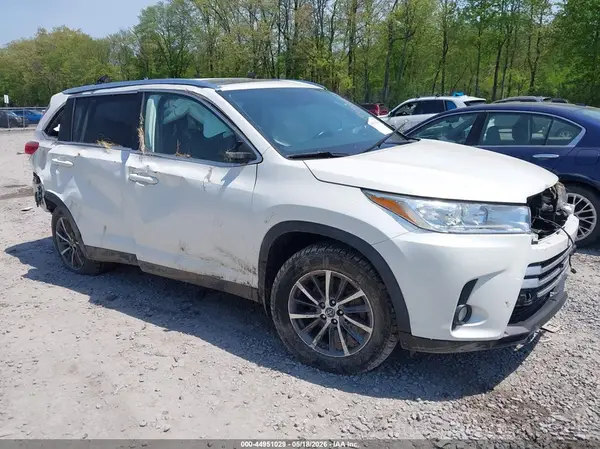 5TDJZRFH2KS607500 2019 TOYOTA HIGHLANDER - Image 1