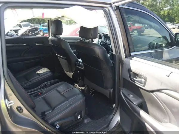 5TDJZRFH2KS609361 2019 TOYOTA HIGHLANDER - Image 8