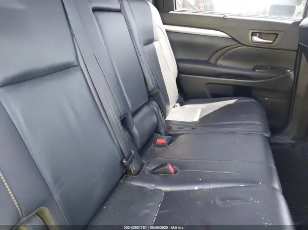 5TDJZRFH2KS609487 2019 TOYOTA HIGHLANDER - Image 8