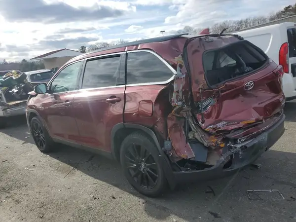 5TDJZRFH2KS609926 2019 TOYOTA HIGHLANDER - Image 2