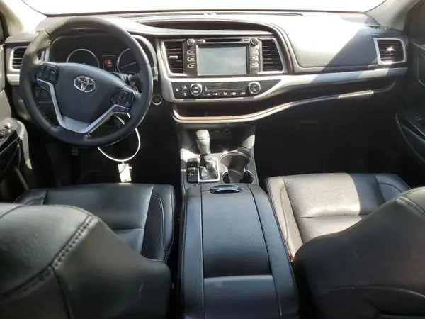 5TDJZRFH2KS611630 2019 TOYOTA HIGHLANDER - Image 8