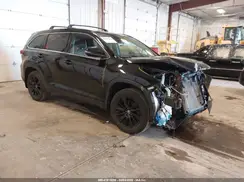 5TDJZRFH2KS628024 2019 TOYOTA HIGHLANDER